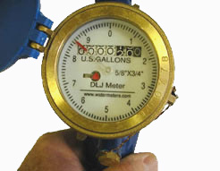 Large Easy to Read Dial With 10 Gallon Sweep Hand Graduated In 1/10 Gallon